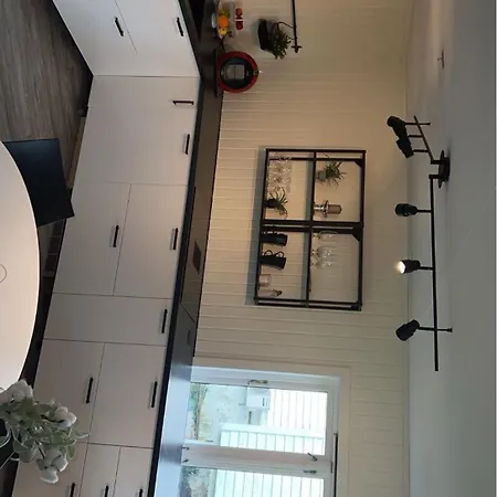 House In During Ons 2024 아파트 스타방에르